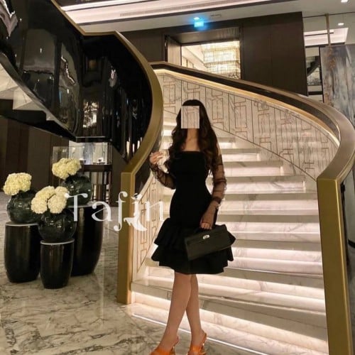 فستان اسود قصير انيق