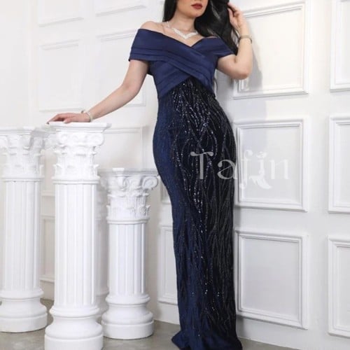فستان سهرة مخمل قصة صدر