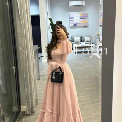 فستان ناعم وانيق للعيد