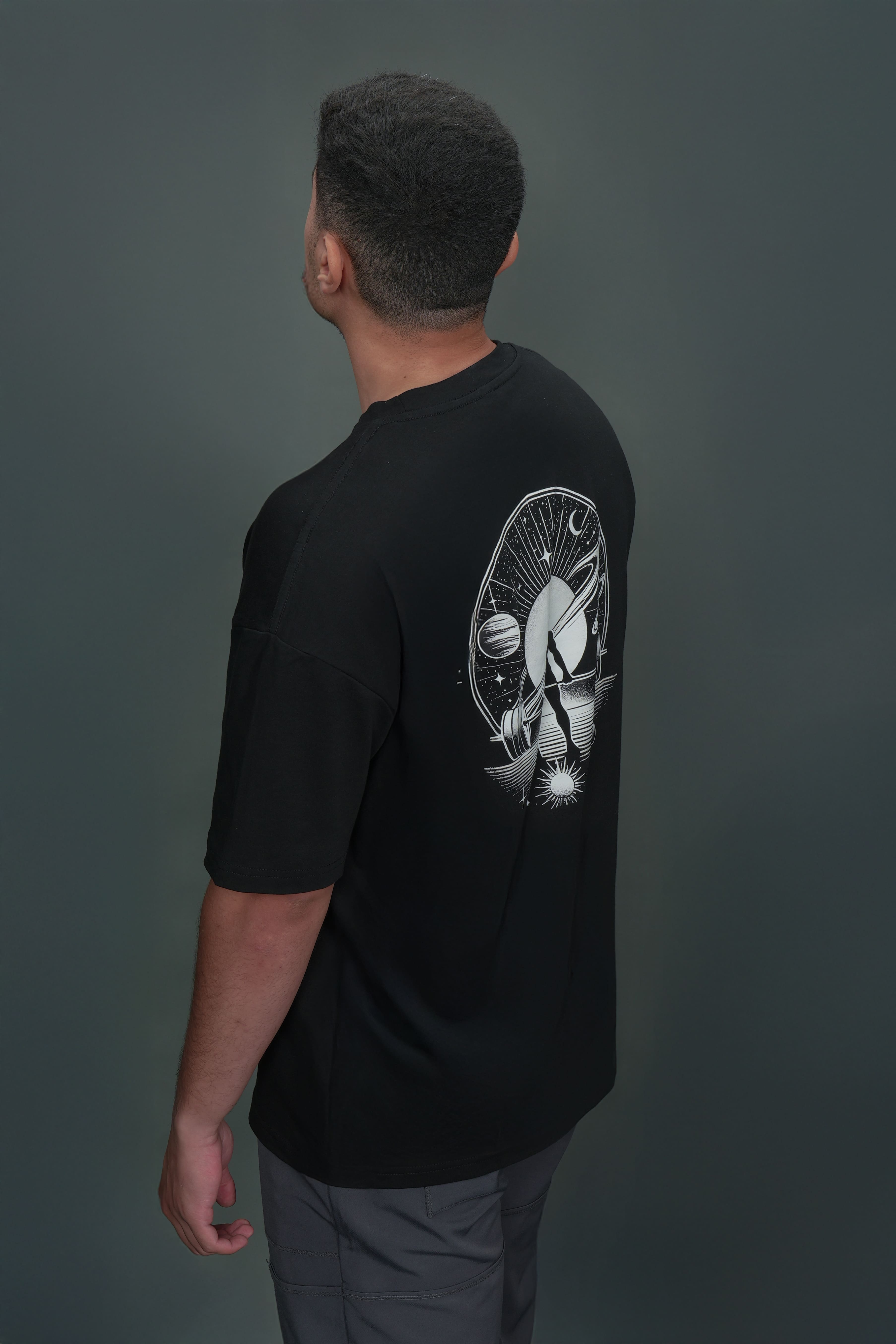 تيشيرت اوقر سايز رياضي