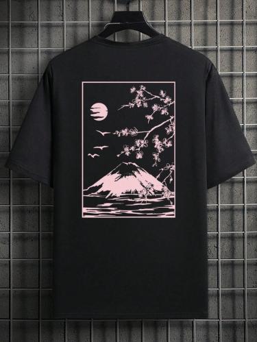 تي شيرت رجالي من "Tokyo Sakura"