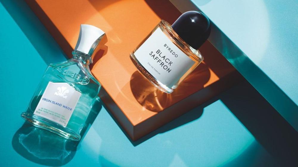 الفرق بين العطور النسائية والرجالية وأشهر العطور العالمية
