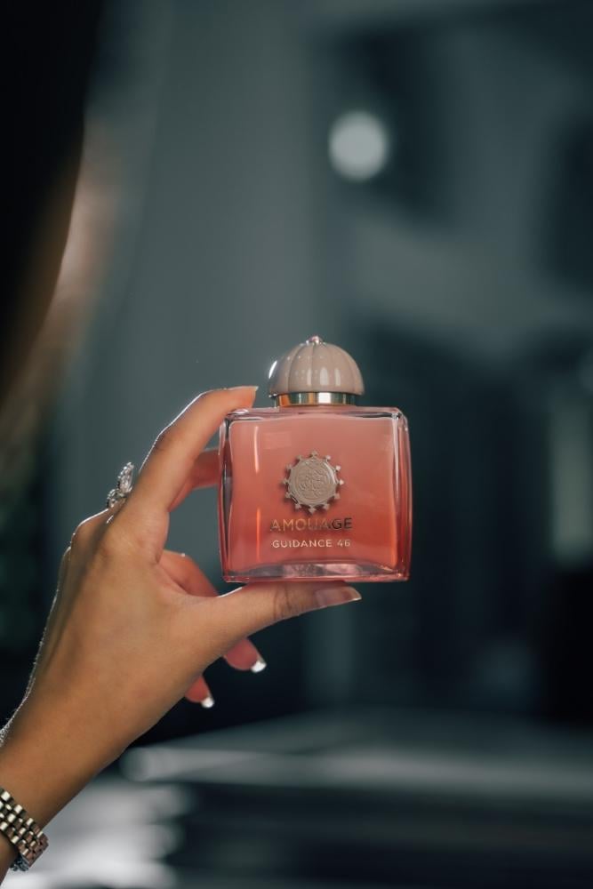 أفضل عطر نسائي في العالم لعام 2025