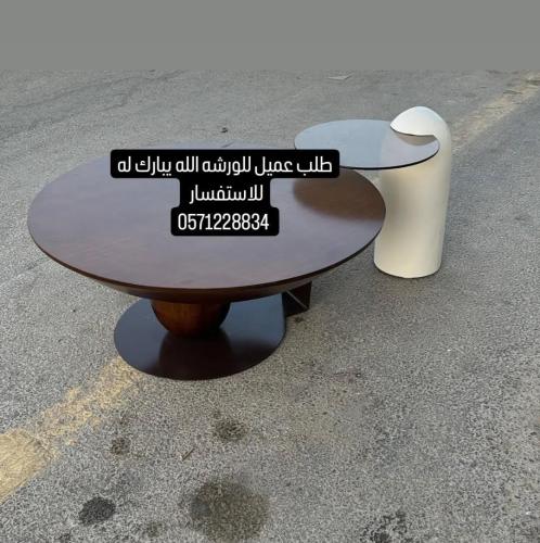طاولة كنب قطعتين خشب مع جزاز شفاف
