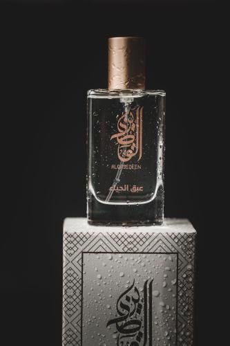 "عبق الحياء"
