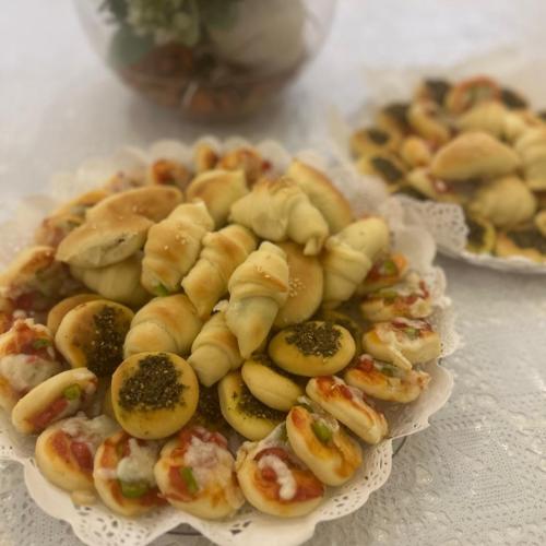 ميني فطاير مشكل - ميني بيتزا، مناقيش، لفائف جبنة ط...