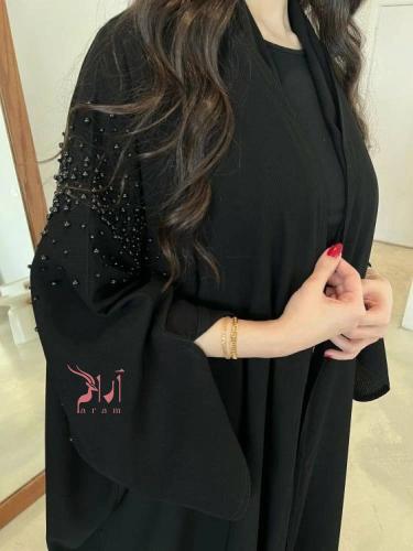 ميرال اسود