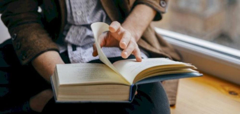 فوائد قراءة الكتب الدينية