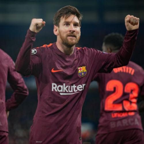 تيشرت برشلونه 2018 العودي المميز مع شعارا الابطال