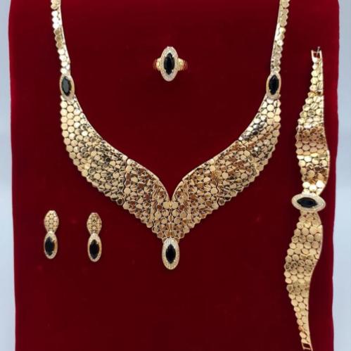 طقم جناح الصقر