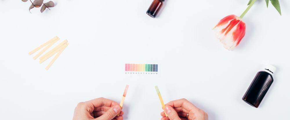 كيف يؤثر الرقم الهيدروجيني على صحة الشعر؟