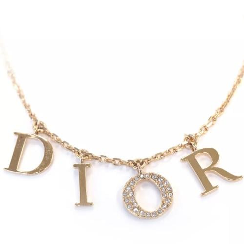 سلسال Dior الاحرف