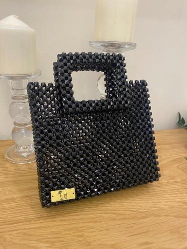 شنطة سوداء