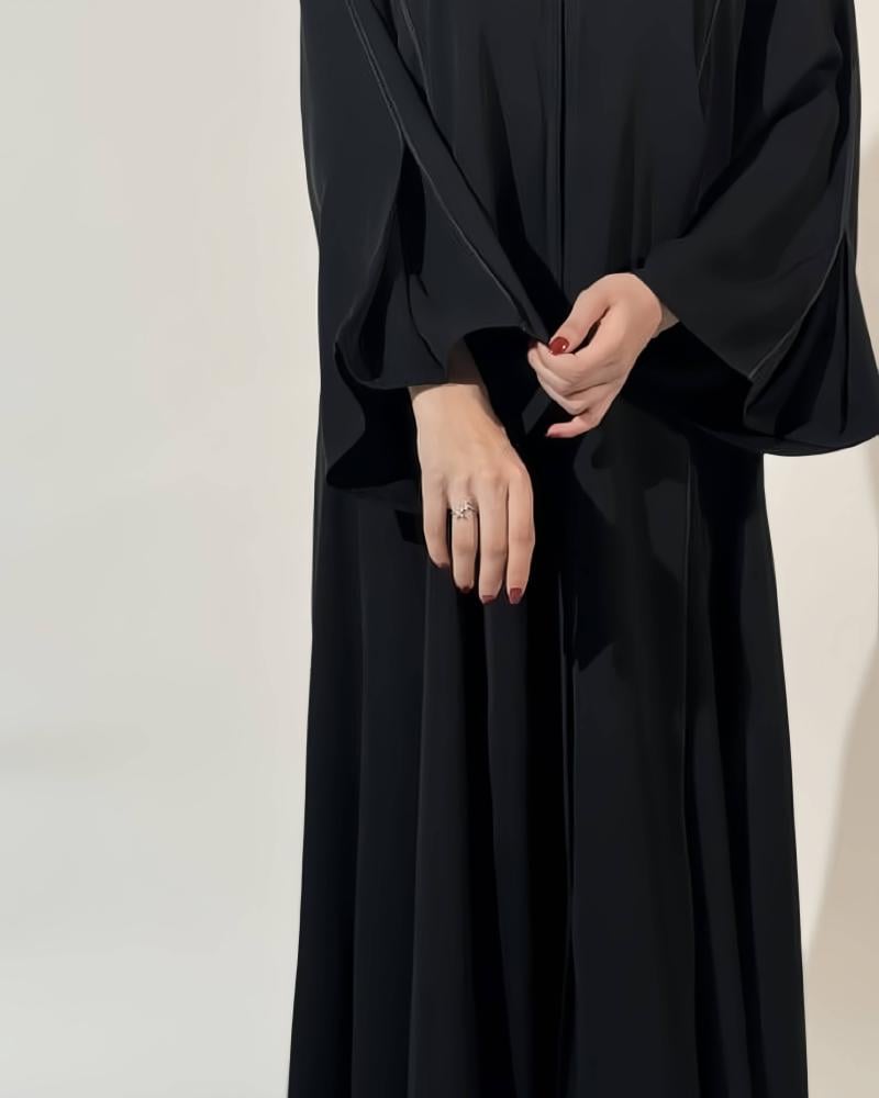 عباية نص كلوش