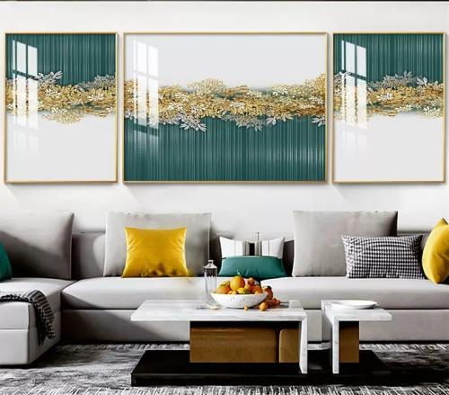 طقم مكون من ثلاث لوحات