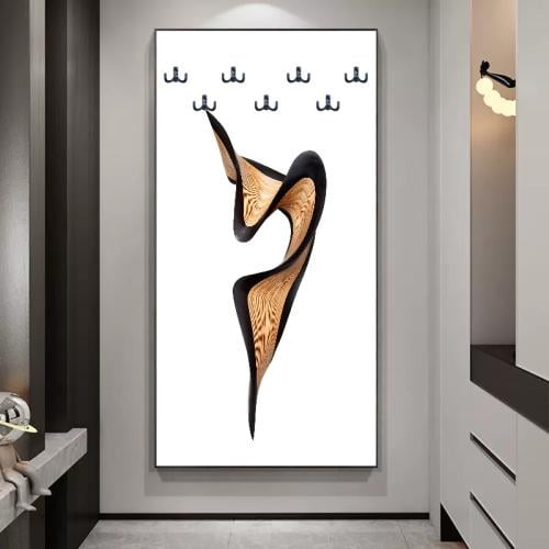 لوحة تعليق عبايات