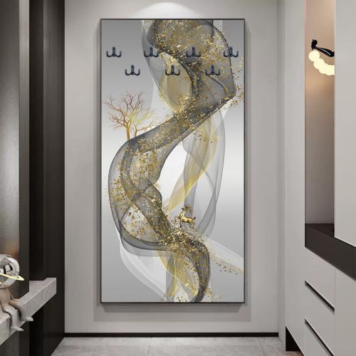 لوحة تعليق عبايات