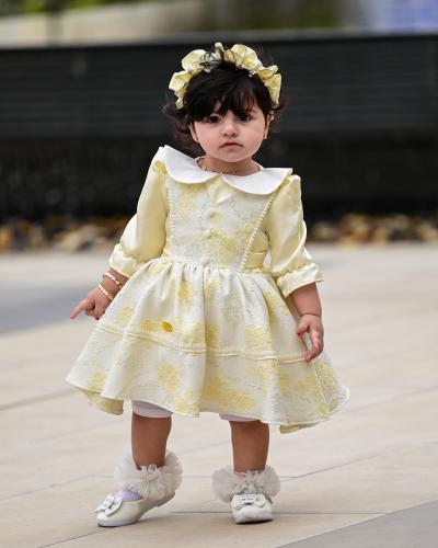 فستان مشجر باللون الليموني الفاتح