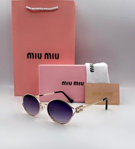 نظارة ماركة miu miu باستايل