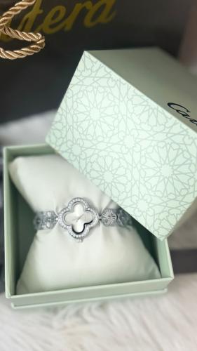ساعة ماركة كاتيرا تصميم كاتيرا