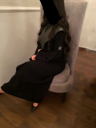 عبايه اطراف جلد