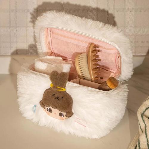 ديمو – حقيبة مكياج