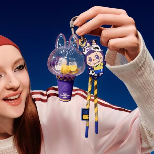 لابوبو – سلسلة ذا مونسترز × فيفا – ميدالية إضاءة