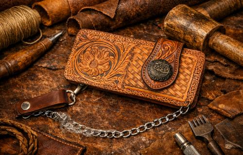 محفظة جلد بقر طبيعي