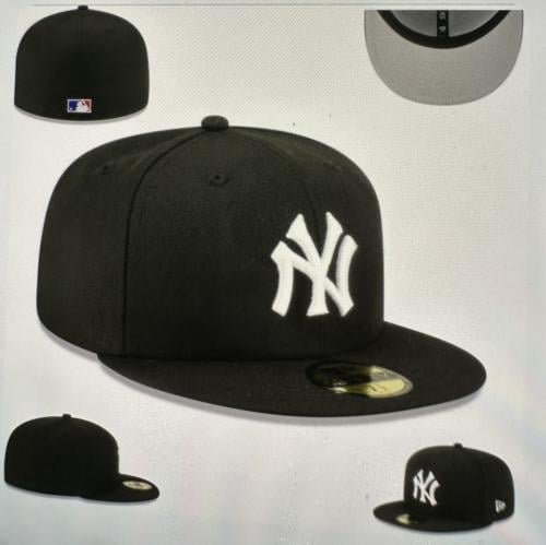 كاب NY أسود مقفل