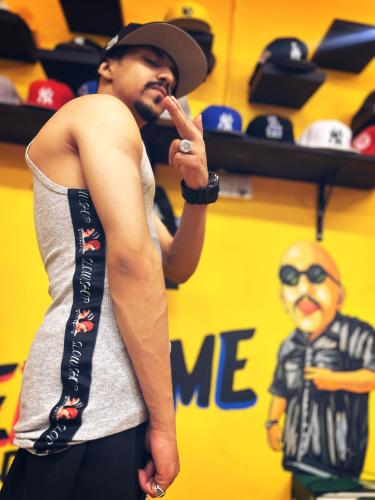 تي شيرت تصميم كامل رصاصي كت