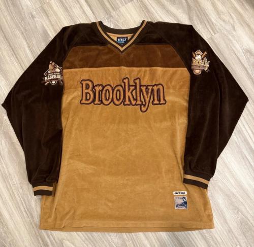 بلوڤر Fubu مخمل Brooklyn نوادر