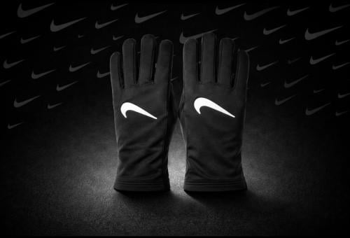 قفاز Nike اسود