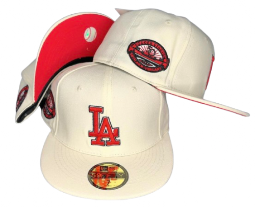 كاب LA سكري مقفل