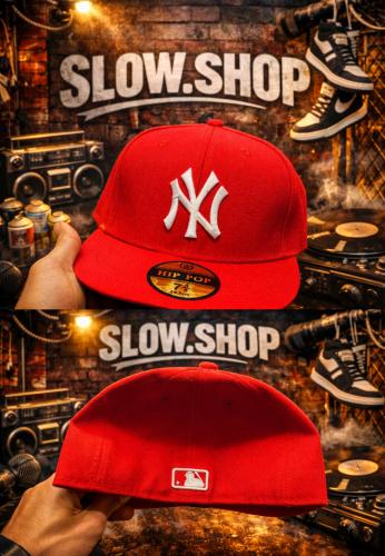 كاب NY احمر مقفل