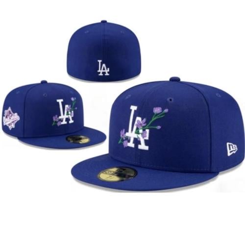 كاب LA أزرق مقفل