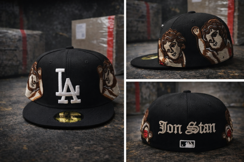 كاب LA أسود مقفل