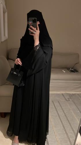 غنج