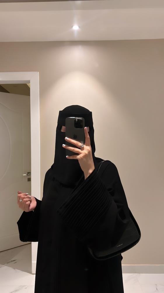 شموخ