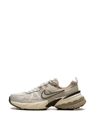 حذاء Nike V2K tekno