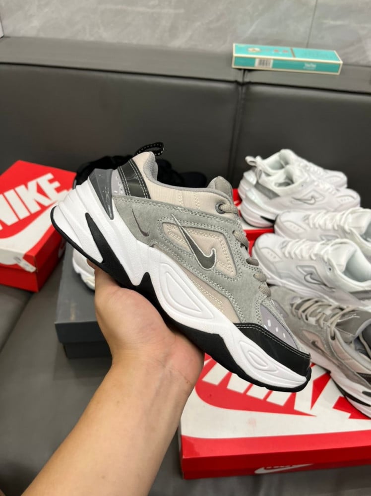 حذاء Nike M2K tekno