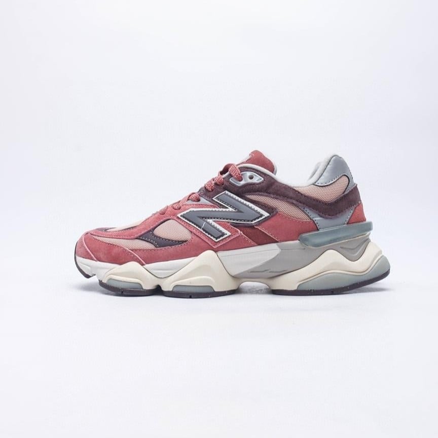 حذاء New Balance 9060