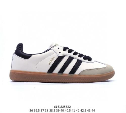 حذاء Adidas samba