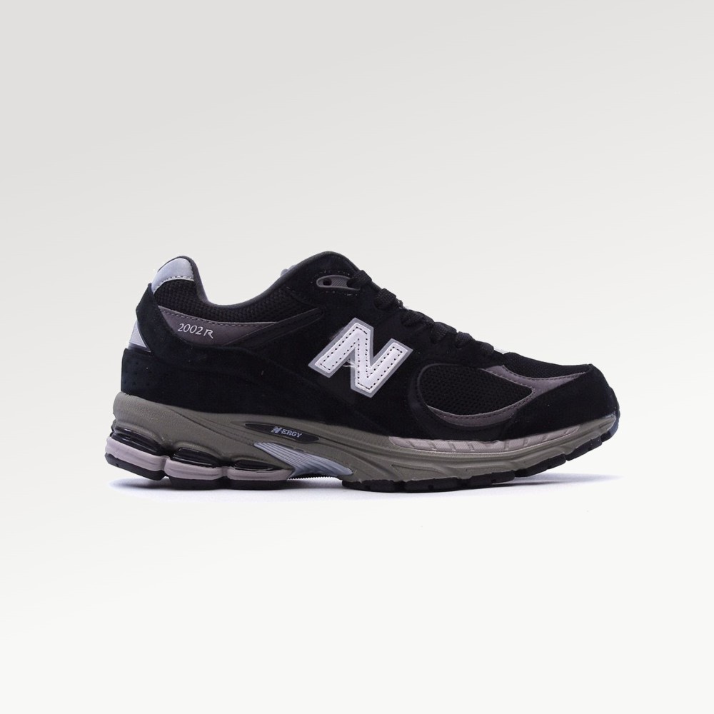 حذاء New Balance 2002R