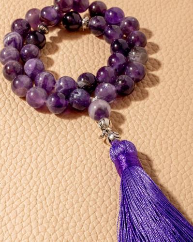 سبحة حجر طبيعي جمشت بعروق انيقة