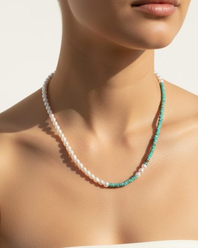 عقد نسائي حجر يشب وصدف طبيعي فاخر