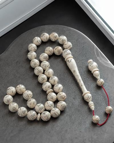 Rare rosary made of ivory (elephant tusk) engraved with silver