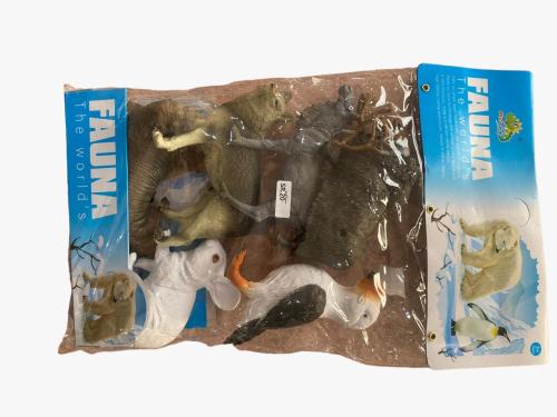 حيوانات مجسم