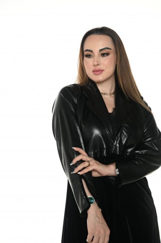 عباية جلد مخمل (حسب الطلب)