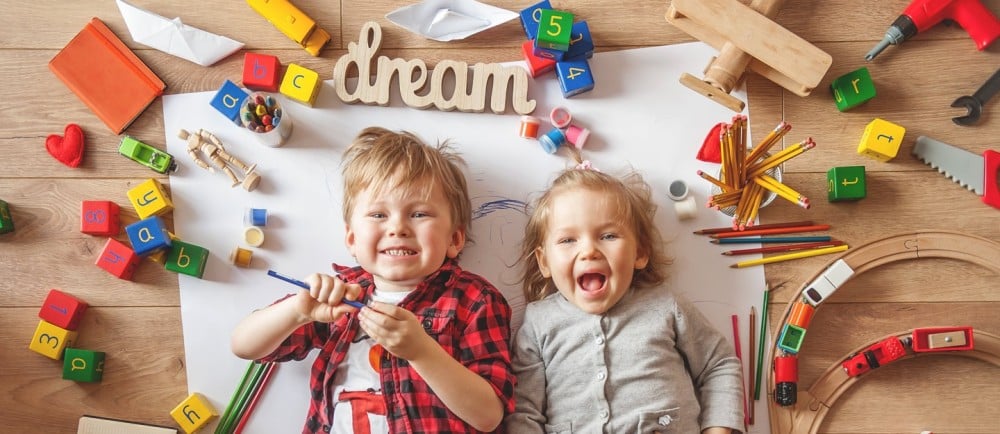 اكتشفي مغامرات الألعاب الخارجية المفيدة للأطفال في الهواء الطلق