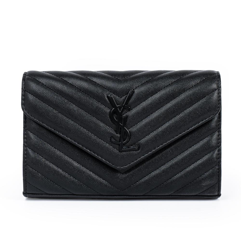 حقيبة سان لوران كاساندر بتصميم ظرف مبطن